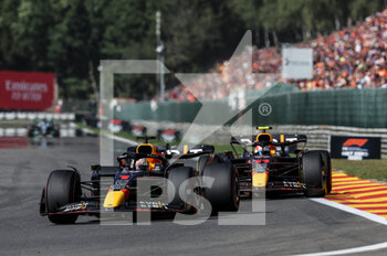 2022-08-28 - 01 VERSTAPPEN Max (nld), Red Bull Racing RB18, action 11 PEREZ Sergio (mex), Red Bull Racing RB18, action during the Formula 1 Rolex Belgian Grand Prix 2022, 14th round of the 2022 FIA Formula One World Championship from August 26 to 28, 2022 on the Circuit de Spa-Francorchamps, in Francorchamps, Belgium - F1 - BELGIAN GRAND PRIX 2022 - RACE - FORMULA 1 - MOTORS