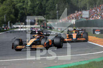 2022-08-28 - 03 RICCIARDO Daniel (aus), McLaren F1 Team MCL36, action 04 NORRIS Lando (gbr), McLaren F1 Team MCL36, action during the Formula 1 Rolex Belgian Grand Prix 2022, 14th round of the 2022 FIA Formula One World Championship from August 26 to 28, 2022 on the Circuit de Spa-Francorchamps, in Francorchamps, Belgium - F1 - BELGIAN GRAND PRIX 2022 - RACE - FORMULA 1 - MOTORS