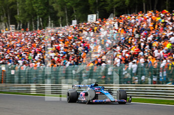 2022-08-28 - 14 ALONSO Fernando (spa), Alpine F1 Team A522, action during the Formula 1 Rolex Belgian Grand Prix 2022, 14th round of the 2022 FIA Formula One World Championship from August 26 to 28, 2022 on the Circuit de Spa-Francorchamps, in Francorchamps, Belgium - F1 - BELGIAN GRAND PRIX 2022 - RACE - FORMULA 1 - MOTORS