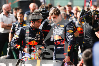 2022-08-28 - VERSTAPPEN Max (ned), Red Bull Racing RB18, PEREZ Sergio (mex), Red Bull Racing RB18, portrait during the Formula 1 Rolex Belgian Grand Prix 2022, 14th round of the 2022 FIA Formula One World Championship from August 26 to 28, 2022 on the Circuit de Spa-Francorchamps, in Francorchamps, Belgium - F1 - BELGIAN GRAND PRIX 2022 - RACE - FORMULA 1 - MOTORS
