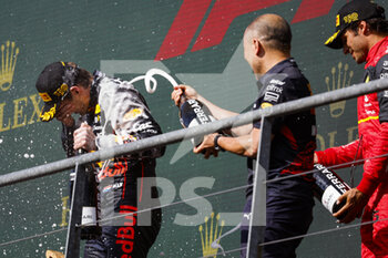 2022-08-28 - Podium,VERSTAPPEN Max (ned), Red Bull Racing RB18, portrait during the Formula 1 Rolex Belgian Grand Prix 2022, 14th round of the 2022 FIA Formula One World Championship from August 26 to 28, 2022 on the Circuit de Spa-Francorchamps, in Francorchamps, Belgium - F1 - BELGIAN GRAND PRIX 2022 - RACE - FORMULA 1 - MOTORS