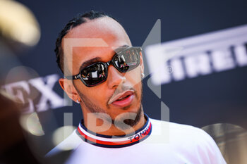 2022-09-01 - HAMILTON Lewis (gbr), Mercedes AMG F1 Team W13, portrait during the Formula 1 Heineken Dutch Grand Prix 2022, 15th round of the 2022 FIA Formula One World Championship from September 2 to 4, 2022 on the Zandvoort Circuit, in Netherlands, Belgium - F1 - DUTCH GRAND PRIX 2022 - FORMULA 1 - MOTORS