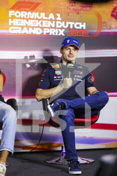 2022-09-01 - VERSTAPPEN Max (ned), Red Bull Racing RB18, portrait, press conference during the Formula 1 Heineken Dutch Grand Prix 2022, 15th round of the 2022 FIA Formula One World Championship from September 2 to 4, 2022 on the Zandvoort Circuit, in Netherlands, Belgium - F1 - DUTCH GRAND PRIX 2022 - FORMULA 1 - MOTORS