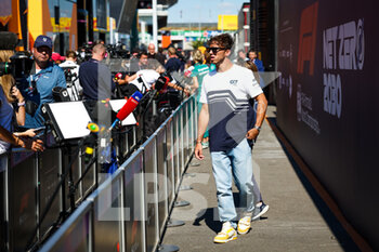 2022-09-01 - GASLY Pierre (fra), Scuderia AlphaTauri AT03, wearing Louis Vuitton shoes during the Formula 1 Heineken Dutch Grand Prix 2022, 15th round of the 2022 FIA Formula One World Championship from September 2 to 4, 2022 on the Zandvoort Circuit, in Netherlands, Belgium - F1 - DUTCH GRAND PRIX 2022 - FORMULA 1 - MOTORS