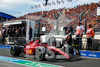 2022-09-02 - 16 LECLERC Charles (mco), Scuderia Ferrari F1-75, action during the Formula 1 Heineken Dutch Grand Prix 2022, 15th round of the 2022 FIA Formula One World Championship from September 2 to 4, 2022 on the Zandvoort Circuit, in Netherlands, Belgium - F1 - DUTCH GRAND PRIX 2022 - FORMULA 1 - MOTORS