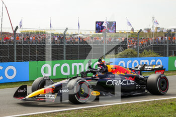 2022-09-02 - 01 VERSTAPPEN Max (nld), Red Bull Racing RB18, gearbox problem during FP1 during the Formula 1 Heineken Dutch Grand Prix 2022, 15th round of the 2022 FIA Formula One World Championship from September 2 to 4, 2022 on the Zandvoort Circuit, in Netherlands, Belgium - F1 - DUTCH GRAND PRIX 2022 - FORMULA 1 - MOTORS