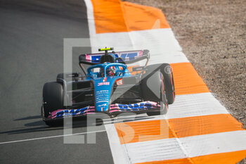 2022-09-02 - 31 OCON Esteban (fra), Alpine F1 Team A522, action during the Formula 1 Heineken Dutch Grand Prix 2022, 15th round of the 2022 FIA Formula One World Championship from September 2 to 4, 2022 on the Zandvoort Circuit, in Netherlands, Belgium - F1 - DUTCH GRAND PRIX 2022 - FORMULA 1 - MOTORS
