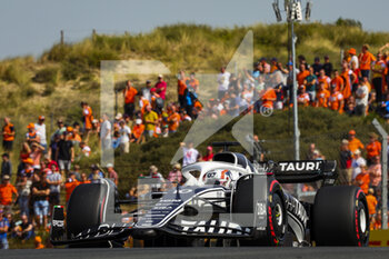2022-09-02 - 10 GASLY Pierre (fra), Scuderia AlphaTauri AT03, action during the Formula 1 Heineken Dutch Grand Prix 2022, 15th round of the 2022 FIA Formula One World Championship from September 2 to 4, 2022 on the Zandvoort Circuit, in Netherlands, Belgium - F1 - DUTCH GRAND PRIX 2022 - FORMULA 1 - MOTORS
