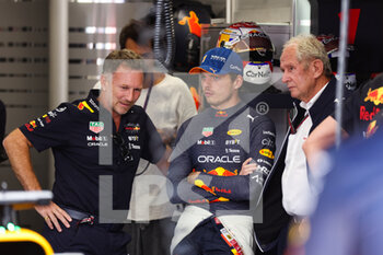 2022-09-02 - HORNER Christian (gbr), Team Principal of Red Bull Racing, VERSTAPPEN Max (ned), Red Bull Racing RB18, MARKO Helmut (aut), Drivers’ Manager of Red Bull Racing, portrait during the Formula 1 Heineken Dutch Grand Prix 2022, 15th round of the 2022 FIA Formula One World Championship from September 2 to 4, 2022 on the Zandvoort Circuit, in Netherlands, Belgium - F1 - DUTCH GRAND PRIX 2022 - FORMULA 1 - MOTORS