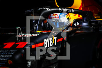 2022-09-03 - 11 PEREZ Sergio (mex), Red Bull Racing RB18, action during the Formula 1 Heineken Dutch Grand Prix 2022, 15th round of the 2022 FIA Formula One World Championship from September 2 to 4, 2022 on the Zandvoort Circuit, in Netherlands, Belgium - F1 - DUTCH GRAND PRIX 2022 - FORMULA 1 - MOTORS