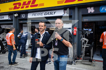 2022-09-04 - Laurent Dupin et Franck Montagny, Canal + Journalists during the Formula 1 Heineken Dutch Grand Prix 2022, 15th round of the 2022 FIA Formula One World Championship from September 2 to 4, 2022 on the Zandvoort Circuit, in Netherlands, Belgium - F1 - DUTCH GRAND PRIX 2022 - RACE - FORMULA 1 - MOTORS