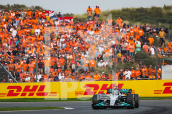 2022-09-04 - 63 RUSSELL George (gbr), Mercedes AMG F1 Team W13, action during the Formula 1 Heineken Dutch Grand Prix 2022, 15th round of the 2022 FIA Formula One World Championship from September 2 to 4, 2022 on the Zandvoort Circuit, in Netherlands, Belgium - F1 - DUTCH GRAND PRIX 2022 - RACE - FORMULA 1 - MOTORS