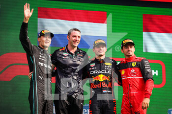 2022-09-04 - Podium: VERSTAPPEN Max (ned), Red Bull Racing RB18, RUSSELL George (gbr), Mercedes AMG F1 Team W13, LECLERC Charles (mco), Scuderia Ferrari F1-75, portrait during the Formula 1 Heineken Dutch Grand Prix 2022, 15th round of the 2022 FIA Formula One World Championship from September 2 to 4, 2022 on the Zandvoort Circuit, in Netherlands, Belgium - F1 - DUTCH GRAND PRIX 2022 - RACE - FORMULA 1 - MOTORS