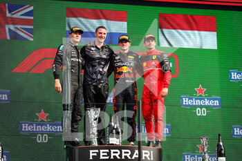 2022-09-04 - Podium: VERSTAPPEN Max (ned), Red Bull Racing RB18, RUSSELL George (gbr), Mercedes AMG F1 Team W13, LECLERC Charles (mco), Scuderia Ferrari F1-75, portrait during the Formula 1 Heineken Dutch Grand Prix 2022, 15th round of the 2022 FIA Formula One World Championship from September 2 to 4, 2022 on the Zandvoort Circuit, in Netherlands, Belgium - F1 - DUTCH GRAND PRIX 2022 - RACE - FORMULA 1 - MOTORS