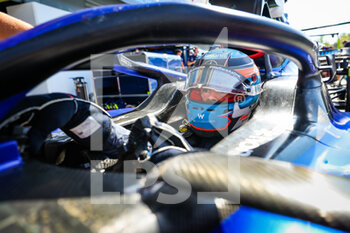 10/09/2022 - DE VRIES Nyck (ned), Reserve Driver of Mercedes AMG F1 Team driving the Williams Racing FW44, portrait during the Formula 1 Pirelli Gran Premio d’Italia 2022, Italian Grand Prix 2022, 16th round of the 2022 FIA Formula One World Championship from September 9 to 11, 2022 on the Autodromo Nazionale di Monza, in Monza, Italy - F1 - ITALIAN GRAND PRIX 2022 - FORMULA 1 - MOTORI