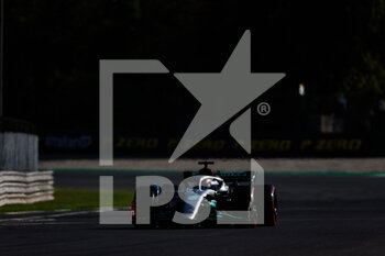 2022-09-10 - 63 RUSSELL George (gbr), Mercedes AMG F1 Team W13, action during the Formula 1 Pirelli Gran Premio d’Italia 2022, Italian Grand Prix 2022, 16th round of the 2022 FIA Formula One World Championship from September 9 to 11, 2022 on the Autodromo Nazionale di Monza, in Monza, Italy - F1 - ITALIAN GRAND PRIX 2022 - FORMULA 1 - MOTORS
