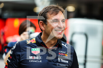 2022-09-29 - WACHE Pierre, Technical Director of Red Bull Racing, portrait during the Formula 1 Singapore Airlines Singapore Grand Prix 2022, 17th round of the 2022 FIA Formula One World Championship from September 30 to October 02, 2022 on the Marina Bay Street Circuit, in Singapore - F1 - SINGAPORE GRAND PRIX 2022 - FORMULA 1 - MOTORS