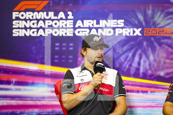 2022-09-29 - BOTTAS Valtteri (fin), Alfa Romeo F1 Team ORLEN C42, portrait, press conference during the Formula 1 Singapore Airlines Singapore Grand Prix 2022, 17th round of the 2022 FIA Formula One World Championship from September 30 to October 02, 2022 on the Marina Bay Street Circuit, in Singapore - F1 - SINGAPORE GRAND PRIX 2022 - FORMULA 1 - MOTORS
