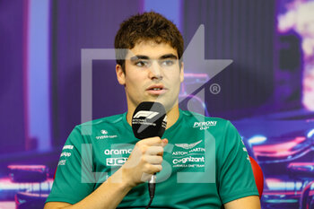 2022-09-29 - STROLL Lance (can), Aston Martin F1 Team AMR22, portrait, press conference, during the Formula 1 Singapore Airlines Singapore Grand Prix 2022, 17th round of the 2022 FIA Formula One World Championship from September 30 to October 02, 2022 on the Marina Bay Street Circuit, in Singapore - F1 - SINGAPORE GRAND PRIX 2022 - FORMULA 1 - MOTORS