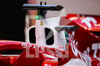 2022-09-29 - Air Intake of the Alfa Romeo F1 Team ORLEN C42, mechanical detail during the Formula 1 Singapore Airlines Singapore Grand Prix 2022, 17th round of the 2022 FIA Formula One World Championship from September 30 to October 02, 2022 on the Marina Bay Street Circuit, in Singapore - F1 - SINGAPORE GRAND PRIX 2022 - FORMULA 1 - MOTORS