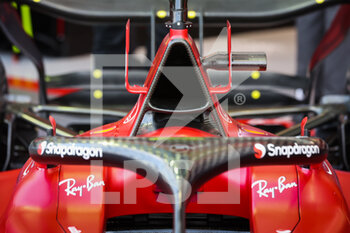 2022-09-30 - air intake Scuderia Ferrari F1-75, mechanical detail during the Formula 1 Singapore Airlines Singapore Grand Prix 2022, 17th round of the 2022 FIA Formula One World Championship from September 30 to October 02, 2022 on the Marina Bay Street Circuit, in Singapore - F1 - SINGAPORE GRAND PRIX 2022 - FORMULA 1 - MOTORS