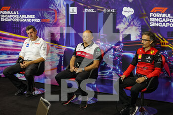 2022-10-01 - STEINER Guenther (ita), Team Principal of Haas F1 team, VASSEUR Frederic (fra), Team Principal of Alfa Romeo F1 Team ORLEN, MEKIES Laurent (fra), Racing Director of the Scuderia Ferrari, portrait, press conference during the Formula 1 Singapore Airlines Singapore Grand Prix 2022, 17th round of the 2022 FIA Formula One World Championship from September 30 to October 02, 2022 on the Marina Bay Street Circuit, in Singapore - F1 - SINGAPORE GRAND PRIX 2022 - FORMULA 1 - MOTORS