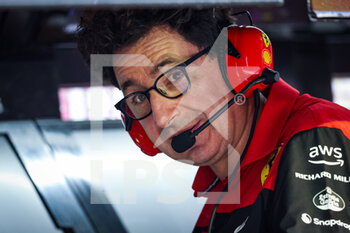 2022-10-01 - BINOTTO Mattia (ita), Managing Director of the Scuderia Ferrari, portrait during the Formula 1 Singapore Airlines Singapore Grand Prix 2022, 17th round of the 2022 FIA Formula One World Championship from September 30 to October 02, 2022 on the Marina Bay Street Circuit, in Singapore - F1 - SINGAPORE GRAND PRIX 2022 - FORMULA 1 - MOTORS
