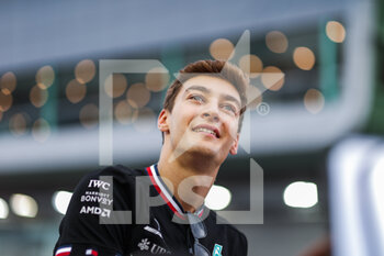 2022-10-02 - RUSSELL George (gbr), Mercedes AMG F1 Team W13, portrait during the Formula 1 Singapore Airlines Singapore Grand Prix 2022, 17th round of the 2022 FIA Formula One World Championship from September 30 to October 02, 2022 on the Marina Bay Street Circuit, in Singapore - F1 - SINGAPORE GRAND PRIX 2022 - RACE - FORMULA 1 - MOTORS