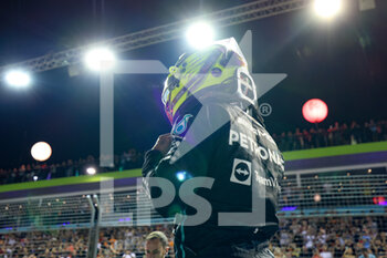 2022-10-02 - HAMILTON Lewis (gbr), Mercedes AMG F1 Team W13, portrait, starting grid, grille de depart, during the Formula 1 Singapore Airlines Singapore Grand Prix 2022, 17th round of the 2022 FIA Formula One World Championship from September 30 to October 02, 2022 on the Marina Bay Street Circuit, in Singapore - F1 - SINGAPORE GRAND PRIX 2022 - RACE - FORMULA 1 - MOTORS