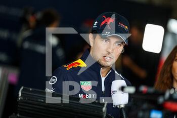 06/10/2022 - PEREZ Sergio (mex), Red Bull Racing RB18, portrait during the Formula 1 Honda Japanese Grand Prix 2022, 18th round of the 2022 FIA Formula One World Championship from Octobre 7 to 9, 2022 on the Suzuka International Racing Course, in Suzuka, Mie Prefecture, Japan - F1 - JAPANESE GRAND PRIX 2022 - FORMULA 1 - MOTORI