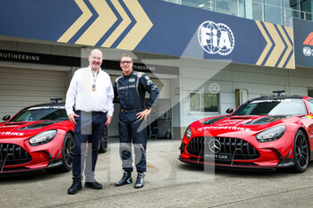 06/10/2022 - REID Robert (gbr), Deputy President for Sport of the FIA, MAYLANDER Bernd, FIA Safety Car Driver, portrait during the Formula 1 Honda Japanese Grand Prix 2022, 18th round of the 2022 FIA Formula One World Championship from Octobre 7 to 9, 2022 on the Suzuka International Racing Course, in Suzuka, Mie Prefecture, Japan - F1 - JAPANESE GRAND PRIX 2022 - FORMULA 1 - MOTORI