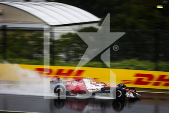 07/10/2022 - 24 ZHOU Guanyu (chi), Alfa Romeo F1 Team ORLEN C42, action during the Formula 1 Honda Japanese Grand Prix 2022, 18th round of the 2022 FIA Formula One World Championship from October 7 to 9, 2022 on the Suzuka International Racing Course, in Suzuka, Mie Prefecture, Japan - F1 - JAPANESE GRAND PRIX 2022 - FORMULA 1 - MOTORI