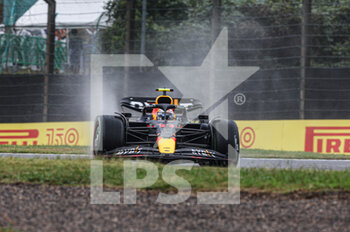 07/10/2022 - 11 PEREZ Sergio (mex), Red Bull Racing RB18, action during the Formula 1 Honda Japanese Grand Prix 2022, 18th round of the 2022 FIA Formula One World Championship from Octobre 7 to 9, 2022 on the Suzuka International Racing Course, in Suzuka, Mie Prefecture, Japan - F1 - JAPANESE GRAND PRIX 2022 - FORMULA 1 - MOTORI