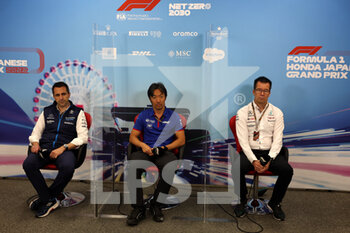 2022-10-08 - From left to right: Dave Robson (GBR) Williams Racing Head of Vehicle Performance; Ayao Komatsu (JPN) Haas F1 Team Race Engineer and Mike Elliott (GBR) Mercedes AMG F1 Technical Director; portrait, in the FIA Press Conference during the Formula 1 Honda Japense Grand Prix 2022, 18th round of the 2022 FIA Formula One World Championship from Octobre 7 to 9, 2022 on the Suzuka International Racing Course, in Suzuka, Mie Prefecture, Japan - F1 - JAPANESE GRAND PRIX 2022 - FORMULA 1 - MOTORS