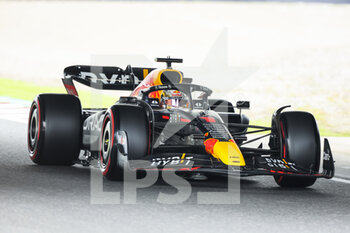 2022-10-08 - 01 VERSTAPPEN Max (nld), Red Bull Racing RB18, action during the Formula 1 Honda Japense Grand Prix 2022, 18th round of the 2022 FIA Formula One World Championship from Octobre 7 to 9, 2022 on the Suzuka International Racing Course, in Suzuka, Mie Prefecture, Japan - F1 - JAPANESE GRAND PRIX 2022 - FORMULA 1 - MOTORS