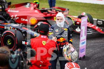 2022-10-08 - VERSTAPPEN Max (ned), Red Bull Racing RB18, LECLERC Charles (mco), Scuderia Ferrari F1-75, portrait during the Formula 1 Honda Japanese Grand Prix 2022, 18th round of the 2022 FIA Formula One World Championship from October 7 to 9, 2022 on the Suzuka International Racing Course, in Suzuka, Mie Prefecture, Japan - F1 - JAPANESE GRAND PRIX 2022 - FORMULA 1 - MOTORS