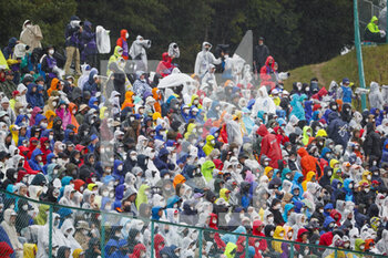 2022-10-08 - Crowd during the Formula 1 Honda Japense Grand Prix 2022, 18th round of the 2022 FIA Formula One World Championship from Octobre 7 to 9, 2022 on the Suzuka International Racing Course, in Suzuka, Mie Prefecture, Japan - F1 - JAPANESE GRAND PRIX 2022 - RACE - FORMULA 1 - MOTORS