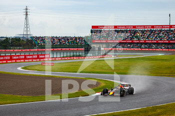 2022-10-09 - 01 VERSTAPPEN Max (nld), Red Bull Racing RB18, action during the Formula 1 Honda Japanese Grand Prix 2022, 18th round of the 2022 FIA Formula One World Championship from Octobre 7 to 9, 2022 on the Suzuka International Racing Course, in Suzuka, Mie Prefecture, Japan - F1 - JAPANESE GRAND PRIX 2022 - RACE - FORMULA 1 - MOTORS