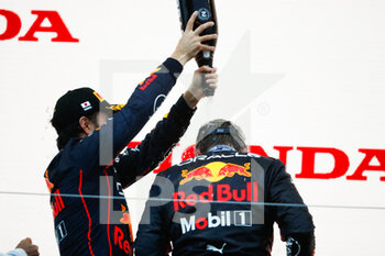 2022-10-09 - VERSTAPPEN Max (ned), Red Bull Racing RB18, PEREZ Sergio (mex), Red Bull Racing RB18, portrait podium during the Formula 1 Honda Japanese Grand Prix 2022, 18th round of the 2022 FIA Formula One World Championship from October 7 to 9, 2022 on the Suzuka International Racing Course, in Suzuka, Mie Prefecture, Japan - F1 - JAPANESE GRAND PRIX 2022 - RACE - FORMULA 1 - MOTORS