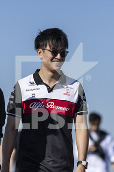 2022-10-20 - ZHOU Guanyu (chi), Alfa Romeo F1 Team ORLEN C42, portrait during the Formula 1 Aramco United States Grand Prix 2022, 19th round of the 2022 FIA Formula One World Championship from October 21 to 23, 2022 on the Circuit of the Americas, in Austin, Texas - F1 - UNITED STATES GRAND PRIX 2022 - FORMULA 1 - MOTORS