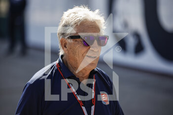 2022-10-21 - Andretti Mario former f1 driver during the Formula 1 Aramco United States Grand Prix 2022, 19th round of the 2022 FIA Formula One World Championship from October 21 to 23, 2022 on the Circuit of the Americas, in Austin, Texas - F1 - UNITED STATES GRAND PRIX 2022 - FORMULA 1 - MOTORS