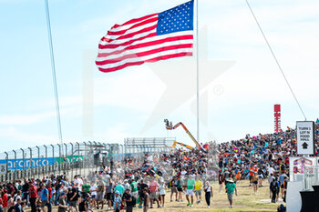 2022-10-22 - Fans during the Formula 1 Aramco United States Grand Prix 2022, 19th round of the 2022 FIA Formula One World Championship from October 21 to 23, 2022 on the Circuit of the Americas, in Austin, Texas - F1 - UNITED STATES GRAND PRIX 2022 - FORMULA 1 - MOTORS