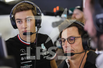 2022-10-28 - RUSSELL George (gbr), Mercedes AMG F1 Team W13, WOLFF Toto (aut), Team Principal & CEO of Mercedes AMG F1 Team, portrait during the Formula 1 Grand Premio de la Ciudad de Mexico 2022, Mexican Grand Prix 2022, 20th round of the 2022 FIA Formula One World Championship from October 28 to 30, 2022 on the Autodromo Hermanos Rodríguez, in Mexico City, Mexico - F1 - MEXICO CITY GRAND PRIX 2022 - FORMULA 1 - MOTORS