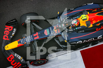 2022-10-28 - 11 PEREZ Sergio (mex), Red Bull Racing RB18, action during the Formula 1 Grand Premio de la Ciudad de Mexico 2022, Mexican Grand Prix 2022, 20th round of the 2022 FIA Formula One World Championship from October 28 to 30, 2022 on the Autodromo Hermanos Rodríguez, in Mexico City, Mexico - F1 - MEXICO CITY GRAND PRIX 2022 - FORMULA 1 - MOTORS