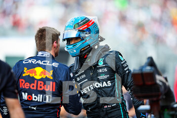 2022-10-29 - RUSSELL George (gbr), Mercedes AMG F1 Team W13, VERSTAPPEN Max (ned), Red Bull Racing RB18, portrait during the Formula 1 Grand Premio de la Ciudad de Mexico 2022, Mexican Grand Prix 2022, 20th round of the 2022 FIA Formula One World Championship from October 28 to 30, 2022 on the Autodromo Hermanos Rodríguez, in Mexico City, Mexico - F1 - MEXICO CITY GRAND PRIX 2022 - FORMULA 1 - MOTORS