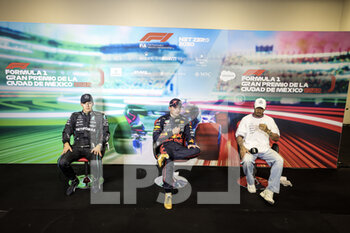 2022-10-29 - RUSSELL George (gbr), Mercedes AMG F1 Team W13, portrait VERSTAPPEN Max (ned), Red Bull Racing RB18, portrait HAMILTON Lewis (gbr), Mercedes AMG F1 Team W13, portrait during the Formula 1 Grand Premio de la Ciudad de Mexico 2022, Mexican Grand Prix 2022, 20th round of the 2022 FIA Formula One World Championship from October 28 to 30, 2022 on the Autodromo Hermanos Rodríguez, in Mexico City, Mexico - F1 - MEXICO CITY GRAND PRIX 2022 - FORMULA 1 - MOTORS
