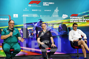 12/11/2022 - FIA presse conference with from left to right: Tom McCullough (GBR) Aston Martin F1 Team Performance Director; Paul Monaghan (GBR) Red Bull Racing Chief Engineer; and FX Demaison (FRA) Williams Racing Technical Director, portrait during the Formula 1 Heineken Grande Premio de São Paulo 2022, Sao Paulo Grand Prix Grand Prix 2022, 21st round of the 2022 FIA Formula One World Championship from November 11 to 13, 2022 on the Interlagos Circuit, in Sao Paulo, Brazil - F1 - SAO PAULO GRAND PRIX 2022 - FORMULA 1 - MOTORI