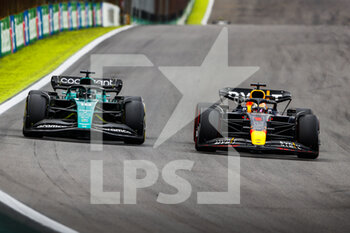 13/11/2022 - 18 STROLL Lance (can), Aston Martin F1 Team AMR22, 01 VERSTAPPEN Max (nld), Red Bull Racing RB18, action during the Formula 1 Heineken Grande Premio de São Paulo 2022, Sao Paulo Grand Prix Grand Prix 2022, 21st round of the 2022 FIA Formula One World Championship from November 11 to 13, 2022 on the Interlagos Circuit, in Sao Paulo, Brazil - F1 - SAO PAULO GRAND PRIX 2022 - RACE - FORMULA 1 - MOTORI