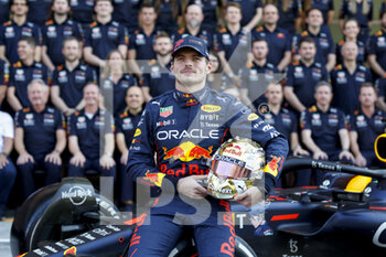 17/11/2022 - VERSTAPPEN Max (ned), Red Bull Racing RB18, portrait during the Formula 1 Etihad Airways Abu Dhabi Grand Prix 2022, 22nd round of the 2022 FIA Formula One World Championship from November 18 to 20, 2022 on the Yas Marina Circuit, in Yas Island, Abu Dhabi - F1 - ABU DHABI GRAND PRIX 2022 - FORMULA 1 - MOTORI