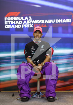 17/11/2022 - HAMILTON Lewis (gbr), Mercedes AMG F1 Team W13, portrait, press conference during the Formula 1 Etihad Airways Abu Dhabi Grand Prix 2022, 22nd round of the 2022 FIA Formula One World Championship from November 18 to 20, 2022 on the Yas Marina Circuit, in Yas Island, Abu Dhabi - F1 - ABU DHABI GRAND PRIX 2022 - FORMULA 1 - MOTORI